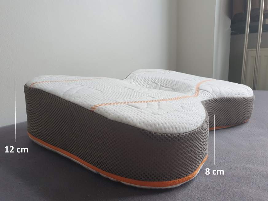 M line Athletic Pillow dikte